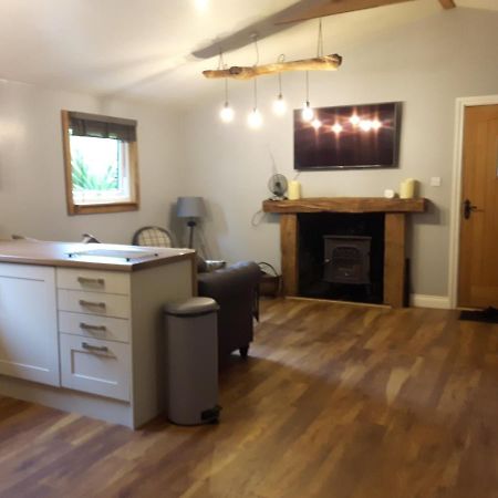 Ever Wanted To Go Off Grid Then This Is For You Sutton Coldfield Kültér fotó
